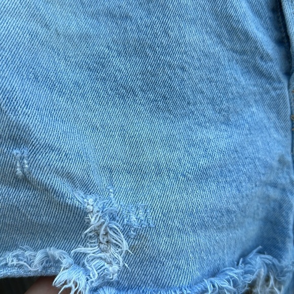 Levi's 501 Light Blue Frayed Jean Shorts Size 27 - Picture 5 of 12